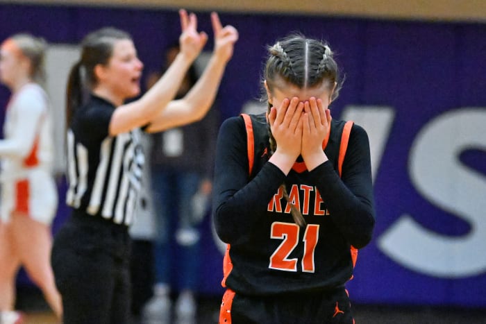 a Silverton Crater 5A Oregon girls basketball final 2024 Leon Neuschwander 39